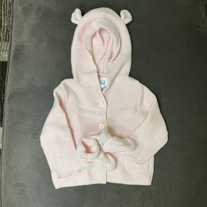 Baby Gap Pink knit sweater and booties to match